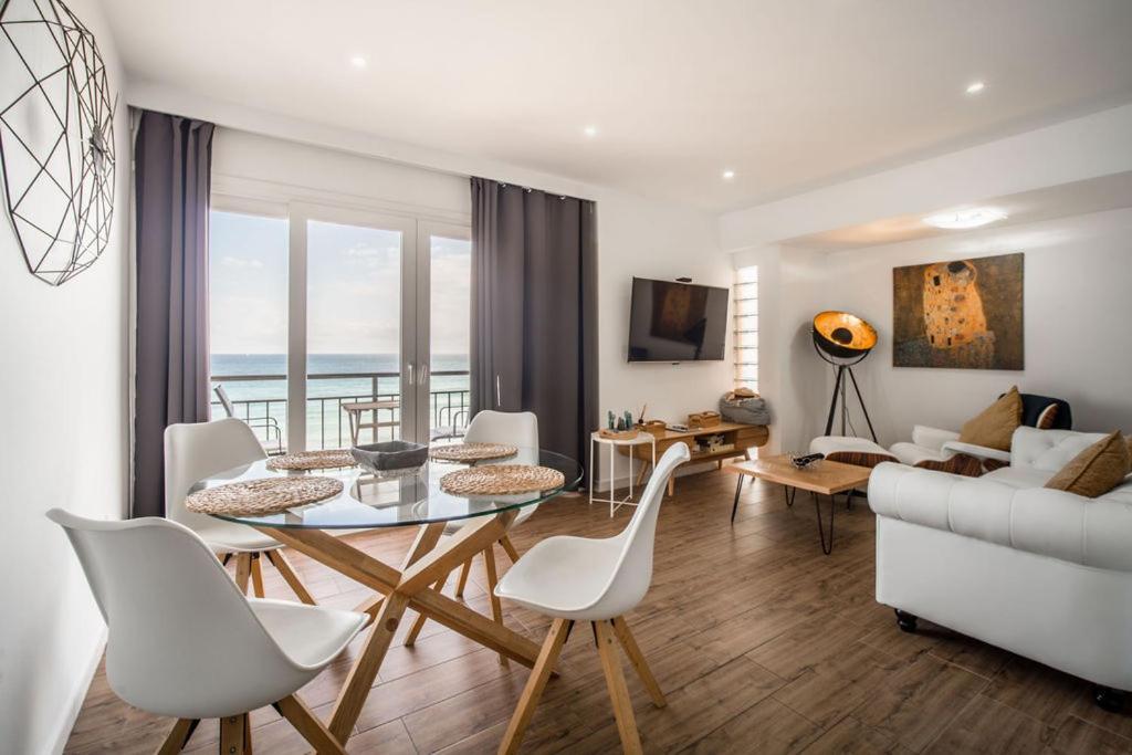 Beachfront Fuengirola Dreamin 아파트 외부 사진